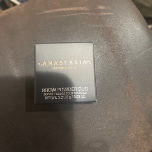 ANASTASIA BEVERLY HILLS BROW POWDER DUO